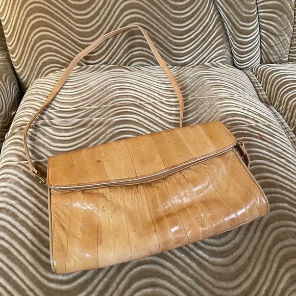 Vintage Eel Leather Crossbody Bag and Matching Eel Change Wallet Clutch - Picture 9 of 13